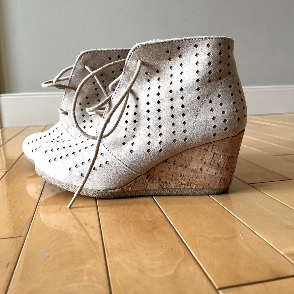 Short Booties